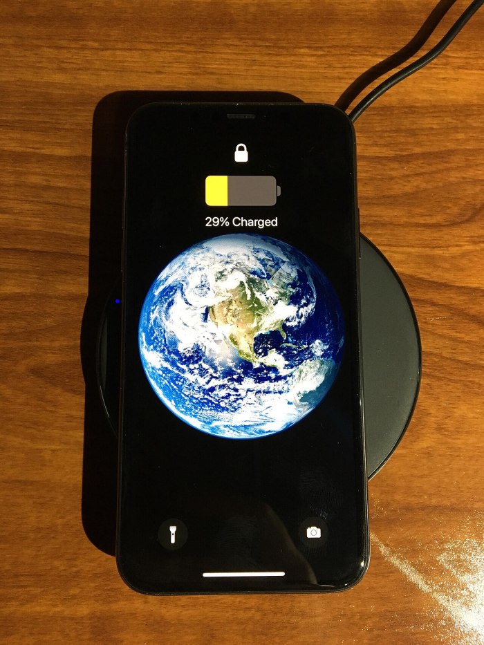 Uzun Yolculuklarda Telefon Pilini Verimli Kullanmanın Yolları